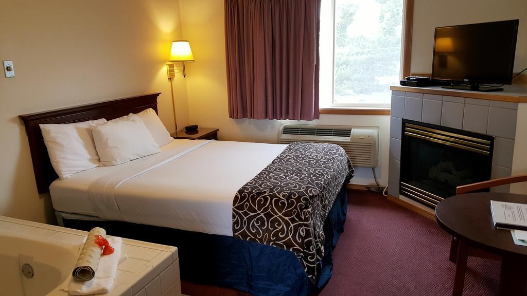 Hillcrest Inn Seaside Luaran gambar