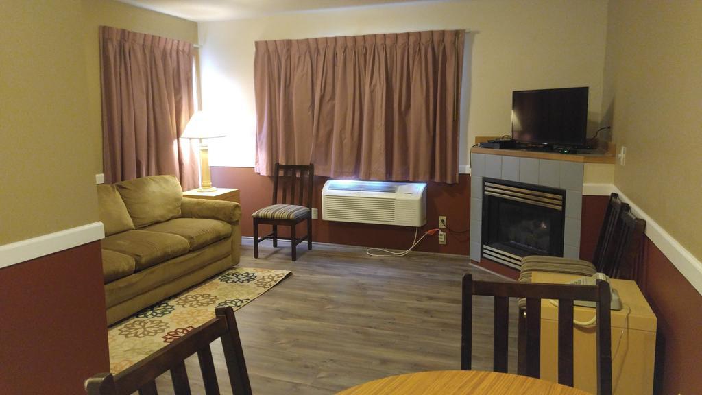 Hillcrest Inn Seaside Luaran gambar